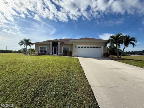 3220 NW 14th Ter, Cape Coral, FL 33993