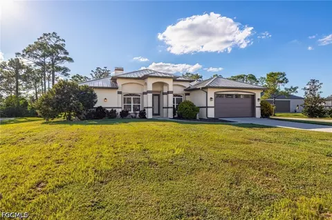 18839 Baseleg Ave, North Fort Myers, FL 33917