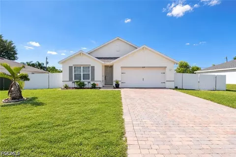 2530 SW 9th Ave, Cape Coral, FL 33914