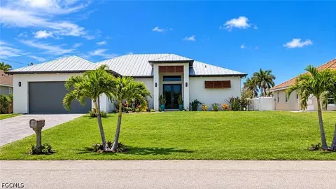 1120 NW 42nd Pl, Cape Coral, FL 33993