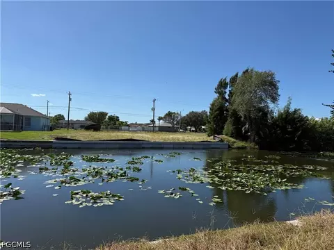 118 SW 31st Ter, Cape Coral, FL 33914