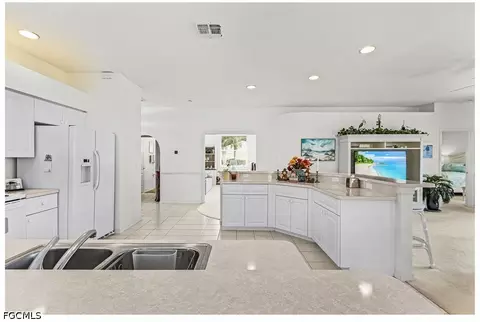 Kitchen - 9290 Lanthorn Way, Estero, FL 33928 photo 2 of 4
