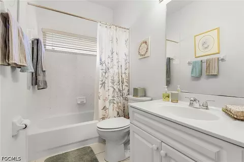 Bath - 9290 Lanthorn Way, Estero, FL 33928 photo 3 of 3
