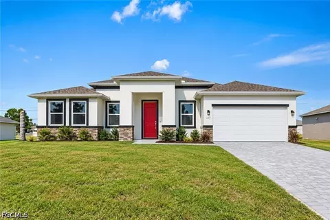 3206 NE 13th Ct, Cape Coral, FL 33909