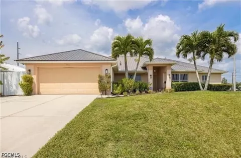 831 NE 23rd Ter, Cape Coral, FL 33909