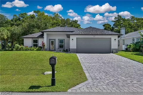 1761 NW 26th Ave, Cape Coral, FL 33993