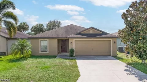 313 Shadow Lakes Dr, Lehigh Acres, FL 33974