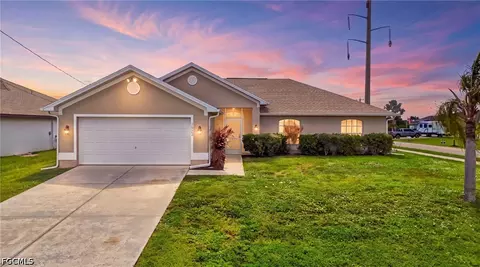 1922 SW 27th St, Cape Coral, FL 33914