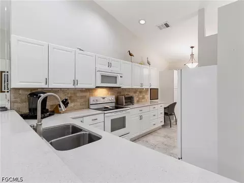 Kitchen - 3652 Stone Way, Estero, FL 33928 photo 4 of 8