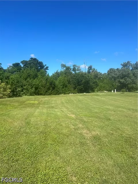 13700 Pintail Dr, Fort Myers, FL 33908