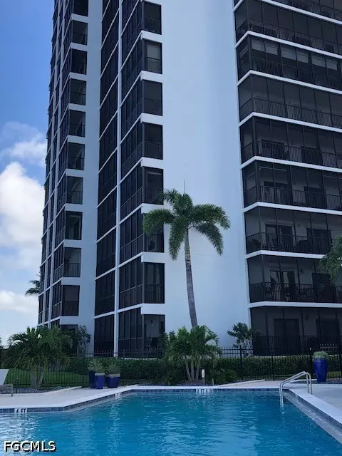 1900 Virginia Ave #701, Fort Myers, FL 33901