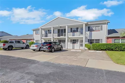 6760 Winkler Rd #3, Fort Myers, FL 33919