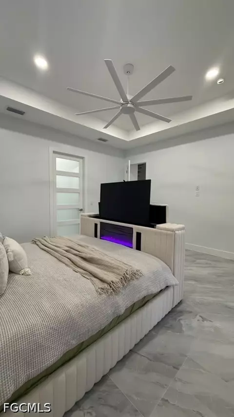 Bedroom - 7620 23rd Pl, Labelle, FL 33935 photo 4 of 7