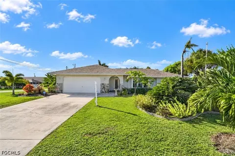 304 SW 43rd Ln, Cape Coral, FL 33914