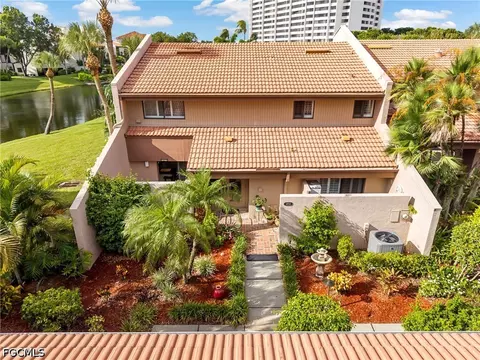 4705 S Landings Dr, Fort Myers, FL 33919