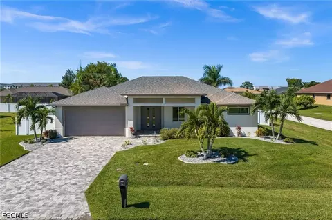 3422 SW 14th Pl, Cape Coral, FL 33914
