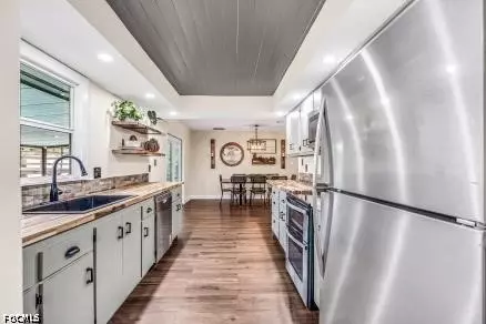 Kitchen - 145 Howe Ave, Labelle, FL 33935 photo 3 of 3