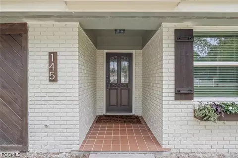 Exterior - 145 Howe Ave, Labelle, FL 33935 photo 1 of 4
