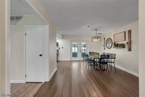 Entry Way - 145 Howe Ave, Labelle, FL 33935 photo 2 of 4