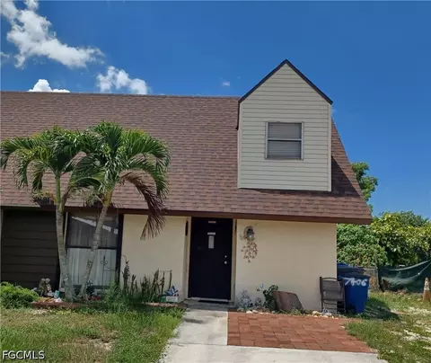 7406 Albany Rd, Fort Myers, FL 33967