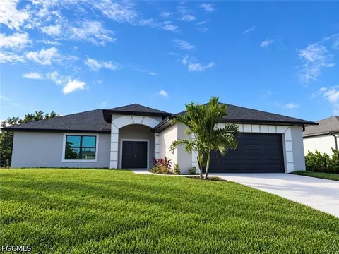 2611 21st St SW, Lehigh Acres, FL 33976