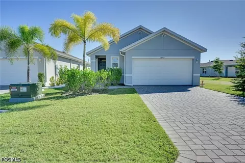 16512 Fire Coral Ln, North Fort Myers, FL 33903