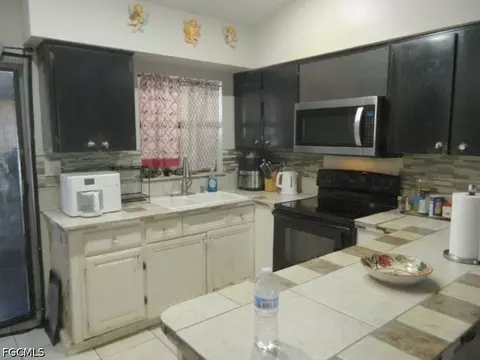 7513 Morgan Rd, Fort Myers, FL 33967