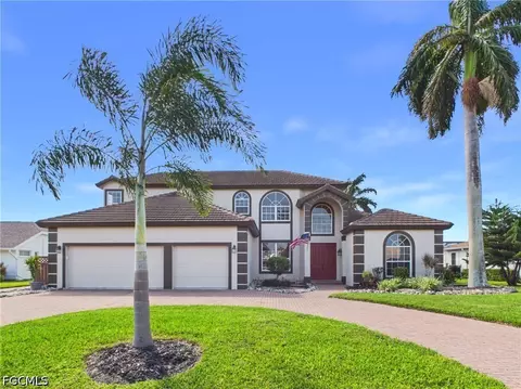 9937 Ortega Ln, Bonita Springs, FL 34135