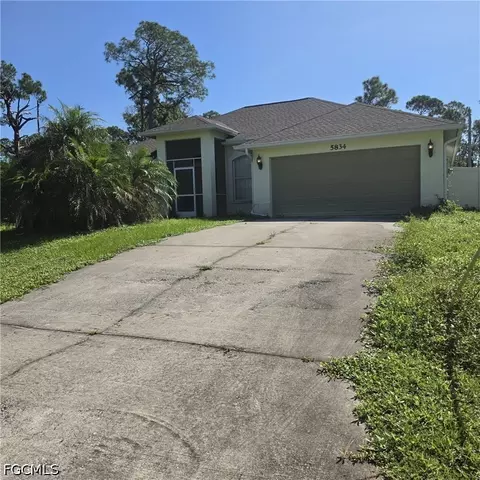 5834 Zinkle St, North Port, FL 34291