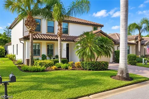 9517 River Otter Dr, Fort Myers, FL 33912