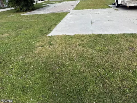 5124 Curlew Dr, Saint James City, FL 33956