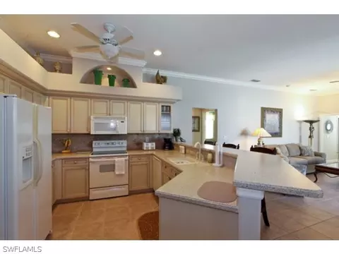 11442 Stratham Loop, Estero, FL 33928 photo 4