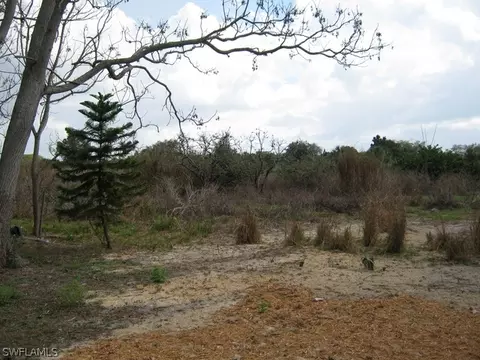 8430 Judeth Ln, Estero, FL 33928 photo 8
