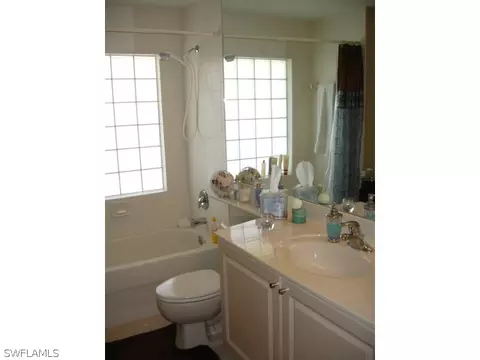 20006 Breezeway Ct, Estero, FL 33928 photo 24