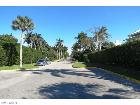 975 9th Ave S #4, Naples, FL 34102 photo 12