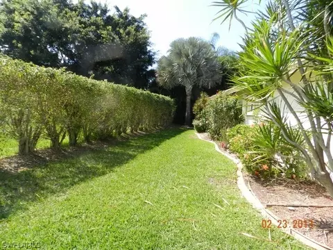 22200 Fairmount Ct, Estero, FL 33928 photo 4