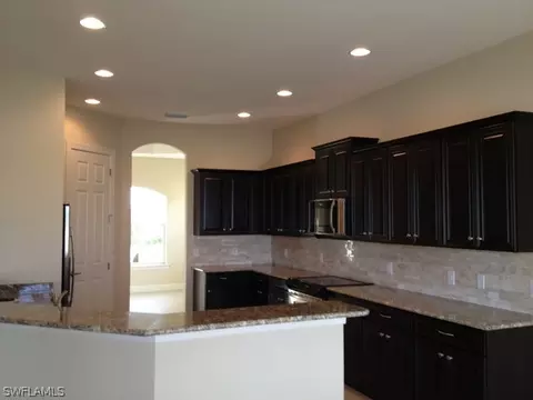 9111 Graphite Cir, Naples, FL 34120 photo 5