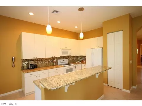 9084 Springview Loop, Estero, FL 33928 photo 5