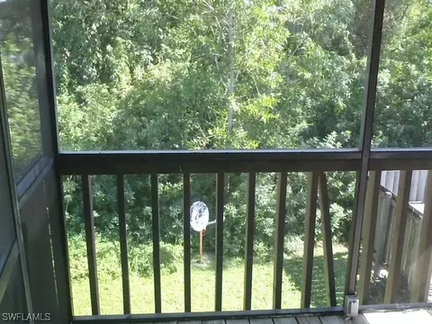 5352 Treetops Dr, Naples, FL 34113 photo 8