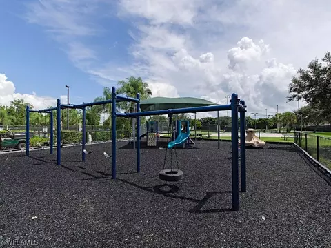 21572 Berwhich Run, Estero, FL 33928 photo 10