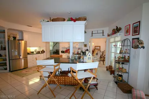 453 Seagull Ave, Naples, FL 34108 photo 4