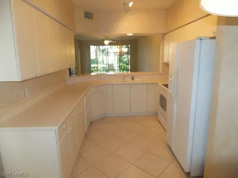 8175 Celeste Dr #1131, Naples, FL 34113 photo 3