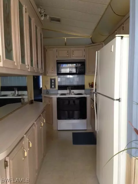 4520 Jefferson Davis Blvd E, Estero, FL 33928 photo 6