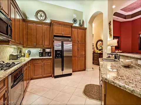 22037 Bridge Run Ct, Estero, FL 33928 photo 8