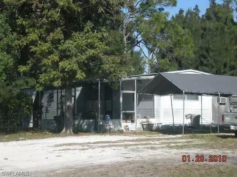 2575 Phillips Rd, Labelle, FL 33935 photo 1