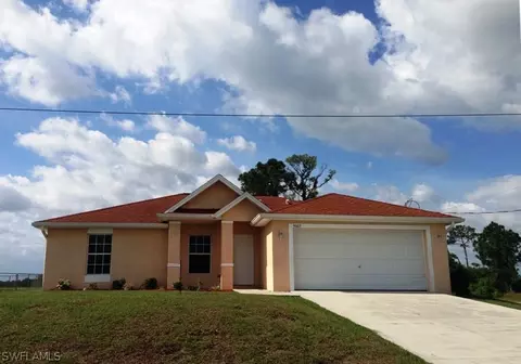 9002 E Broad Cir, Labelle, FL 33935 photo 1