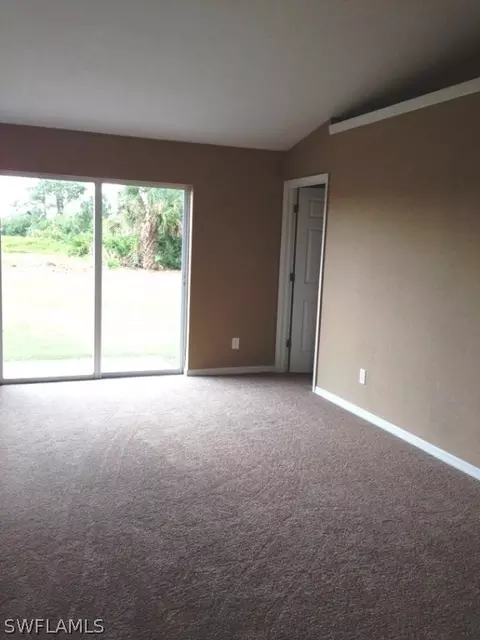 9002 E Broad Cir, Labelle, FL 33935 photo 3