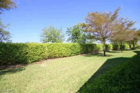 9040 Springview Loop, Estero, FL 33928 photo 10