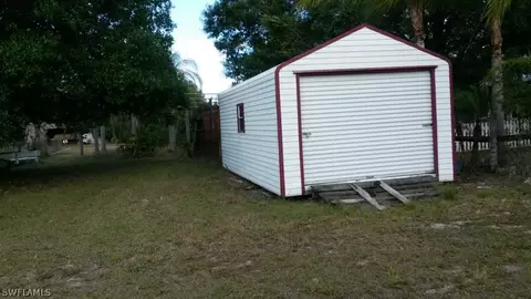 1750 Case Rd, Labelle, FL 33935 photo 11