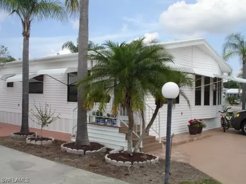 20140 Plum Tree Ln, Estero, FL 33928 photo 1